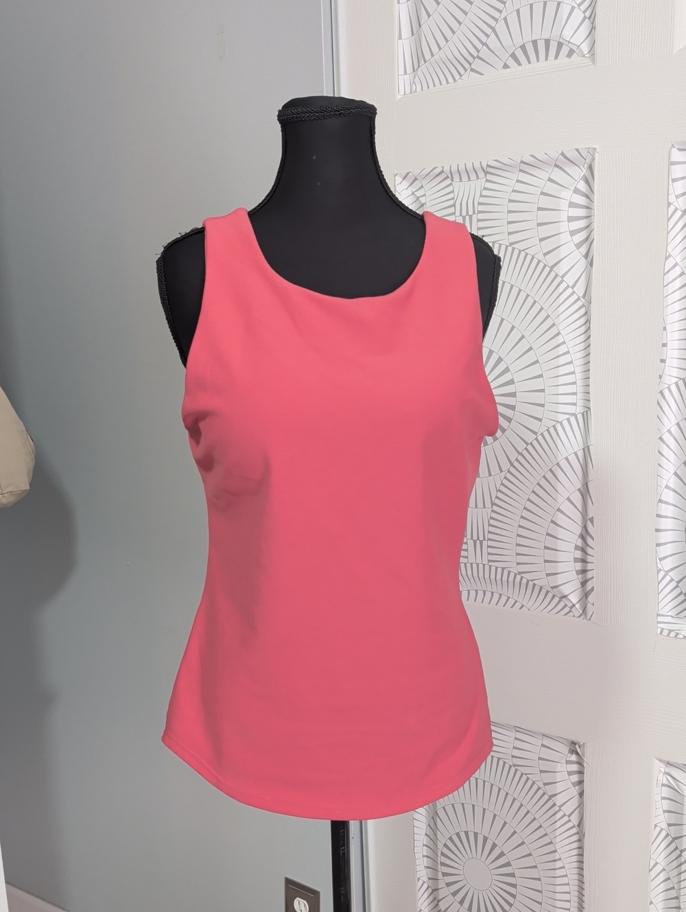 32 Degrees Coral Scoop Neck Tank Top